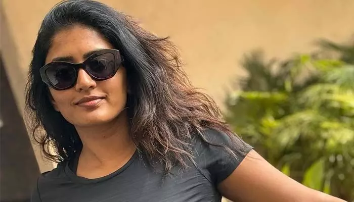 Eesha Rebba looks hot in gym outfit