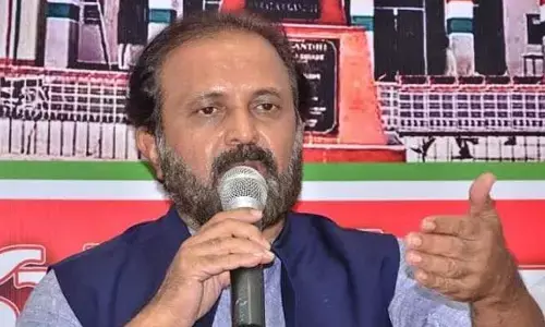 కేటీఆర్ ఇంకా సీఎం కొడుకుగానే ఫీలవుతున్నాడు: మధుయాష్కీ