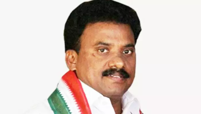 భారతంలో అభిమన్యుడిలా పోరాడుతున్నాం..ఏపీసీసీ వర్కింగ్ ప్రెసిడెంట్ భారతంలో అభిమన్యుడిలా పోరాడుతున్నాం..ఏపీసీసీ వర్కింగ్ ప్రెసిడెంట్