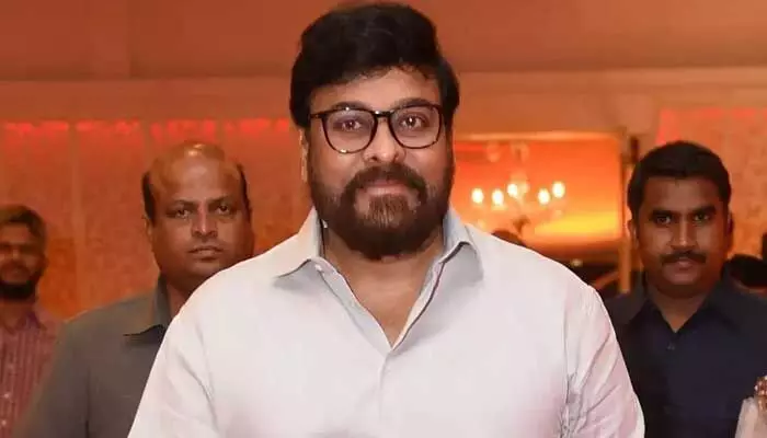 మెగాస్టార్ చిరంజీవిని కలిసిన టీమిండియా స్టార్ క్రికెటర్ మెగాస్టార్ చిరంజీవిని కలిసిన టీమిండియా స్టార్ క్రికెటర్