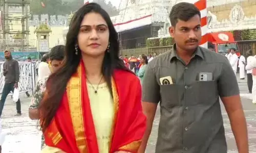 ఒంటరిగా తిరుమల శ్రీవారిని దర్శించుకున్న స్నేహ రెడ్డి.. ఎందుకో తెలుసా?