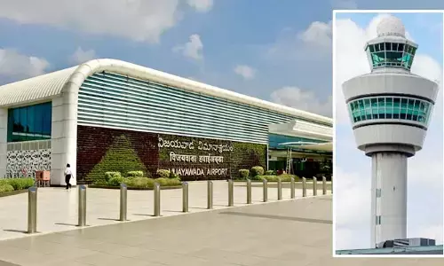 BREAKING: గన్నవరం ఎయిర్‌పోర్టులో విమానాలకు తప్పిన పెను ప్రమాదం