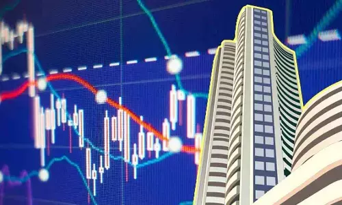 అమ్మకాల ఒత్తిడితో భారీగా నష్టపోయిన సూచీలు