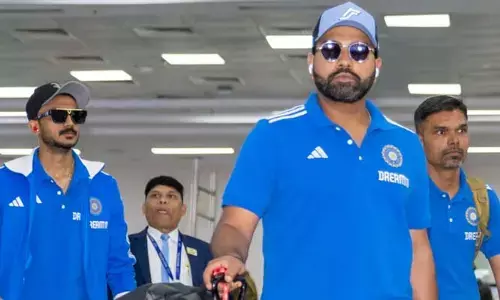 విశాఖపట్నం చేరుకున్న భారత్, ఇంగ్లాండ్ జట్లు
