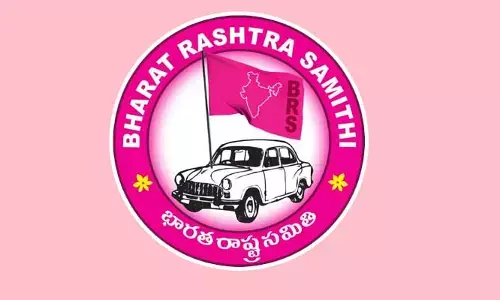 బీఆర్ఎస్ నేత సోదరులపై పోలీస్ కేసులు