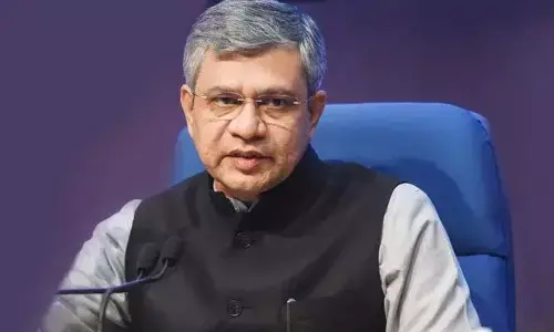 తెలంగాణ రైల్వే ప్రాజెక్టులకు రూ. 5,071 కోట్లు: రైల్వే మంత్రి