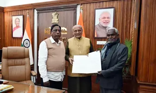 జేఎంఎం క్యాంపు పాలిటిక్స్‌కు బీజేపీ బ్రేక్.. ప్రభుత్వ ఏర్పాటుకు గవర్నర్ పిలుపు