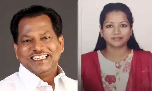 ఎంపీ టికెట్ కోసం తండ్రి కూతురు సై..టీకాంగ్రెస్ లో హాట్ టాపిక్
