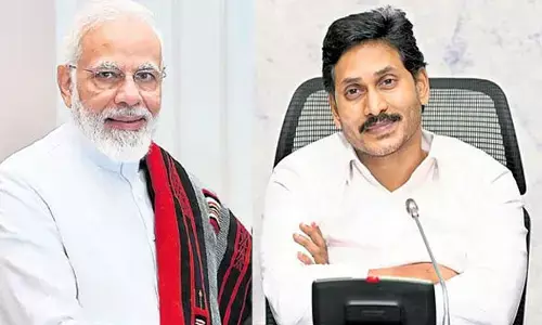 Ap News: విశాఖ రైల్వే జోన్‌‌పై చెరో మాట.. ఎవరు చెప్పేది నిజం.. ఆలస్యానికి కారణం అదేనా.. !