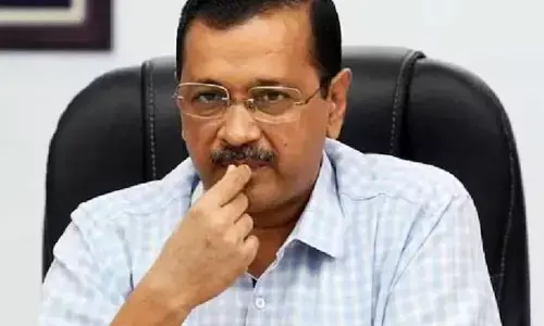 రెండో రోజూ కేజ్రీవాల్ ఇంటికి క్రైమ్ బ్రాంచ్: ఢిల్లీ సీఎం ఇంటి వద్ద హై టెన్షన్