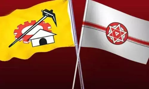 Breaking News:రూటు మార్చిన జనసేనాని..పొత్తు పై పవన్ సంచలన వ్యాఖ్యలు..?