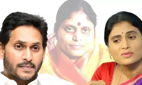తల్లి విజయమ్మ, చెల్లి షర్మిలను తిడితే జగన్‌కు నచ్చుతుందా?