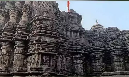 పురాతన అంబర్‌నాథ్ శివాలయంలో కొబ్బరికాయలు కొట్టడం నిషేధం.. అసలు కారణం ఏమిటి ?