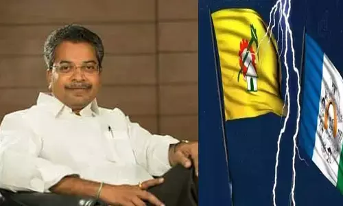 ఎటూ తేల్చుకోలేని వసంత.. రెండు పడవలపై ప్రయాణం..