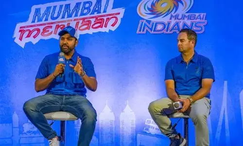 రోహిత్‌ను అందుకే తప్పించారు.. రీజన్ రివీల్ చేసిన ఇండియన్స్ హెడ్ కోచ్ మార్క్ బ్రౌచర్