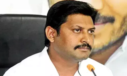 తొడగొడితే కుర్చీ రావడానికి ఇది సినిమా కాదు.. వైసీపీ ఎమ్మెల్యే