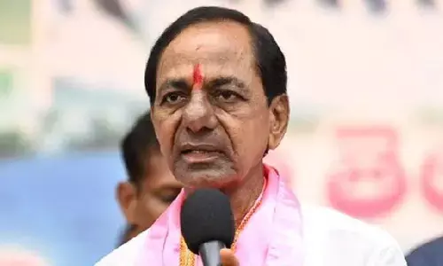 బీఆర్ఎస్ కు సిట్టింగ్ ఎంపీ ఝలక్.. కేసీఆర్ ఎంట్రీ వేళ సంచలనం!