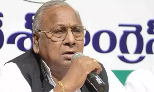 కేసీఆర్ ఎక్కడ సభ పెట్టుకున్నా.. మాకు భయం లేదు: వీహెచ్ ఆసక్తికర వ్యాఖ్యలు