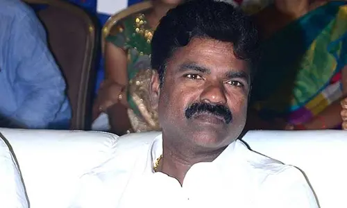 తెలంగాణ తల్లి విగ్రహంపై వివాదమెందుకు?: రసమయి సీరియస్