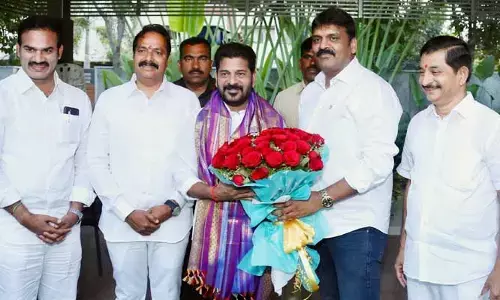 నిన్న సిట్టింగ్ మేయర్.. నేడు మాజీ మేయర్.. రేవంత్ రెడ్డి పక్కా స్కెచ్!
