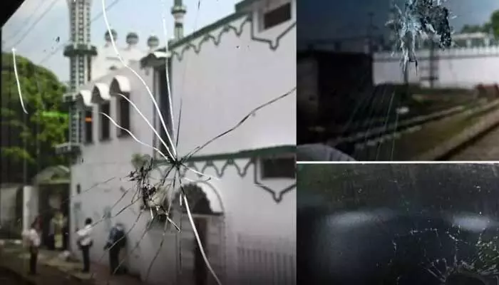 అయోధ్య స్పెషల్ రైలు పై రాళ్ళ దాడి అయోధ్య స్పెషల్ రైలు పై రాళ్ళ దాడి