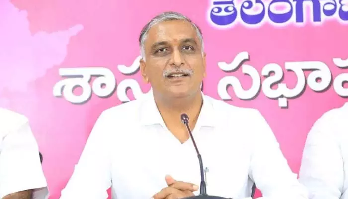 సీఎం, డీప్యూటీ సీఎం ఏం సమాధానం చెబుతారు?.. హరీష్ రావు సూటి ప్రశ్న!