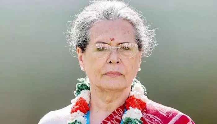 సోనియా గాంధీ రుణం తీర్చుకునే సమయం వచ్చింది.. చిన్నారెడ్డి కీలక వ్యాఖ్యలు సోనియా గాంధీ రుణం తీర్చుకునే సమయం వచ్చింది.. చిన్నారెడ్డి కీలక వ్యాఖ్యలు