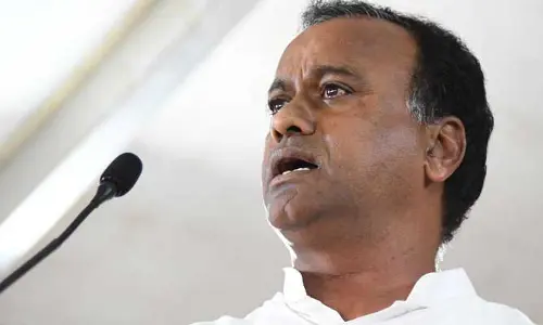 బీఆర్ఎస్ చేసిన తప్పులను మేం సరిదిద్దుతాం.. కోమటిరెడ్డి కీలక వ్యాఖ్యలు