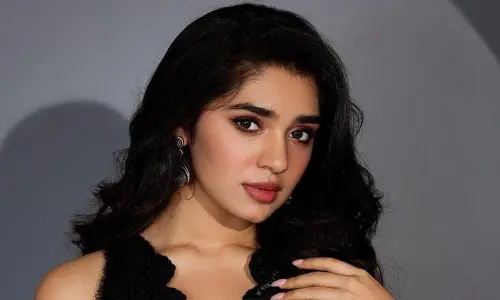 విజయాలు లేకున్న వరుస ఆఫర్లు అందుకుంటున్న కుర్ర హీరోయిన్..!