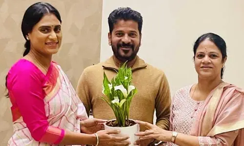 సీఎం రేవంత్ రెడ్డితో వైఎస్ షర్మిల భేటీ
