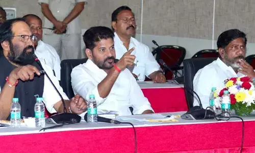నేడు మేడిగడ్డకు CM రేవంత్ రెడ్డి బృందం.. నల్లగొండలో కేసీఆర్ సభ టైమ్‌లోనే..!