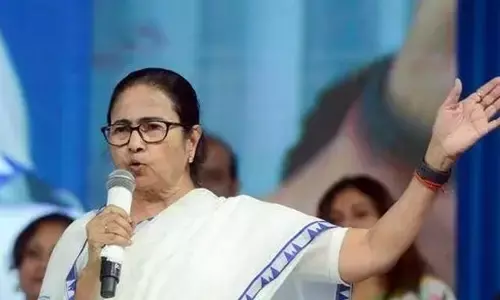 ‘అమృత్‌కాల్’ అంటే ఇదేనా?: రైతులపై టియర్ గ్యాస్ ప్రయోగించడంపై మమతా బెనర్జీ