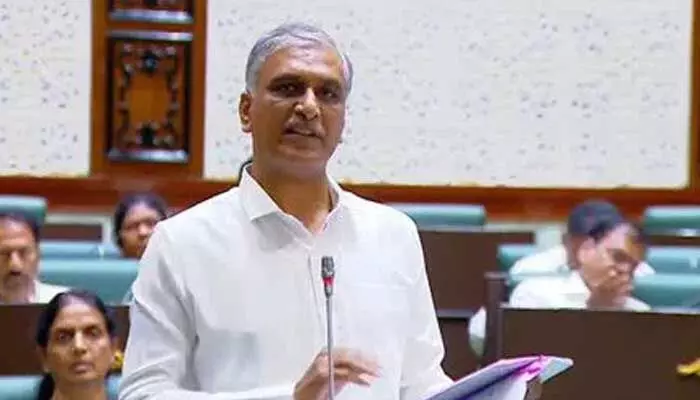ఆ బ్యారేజీ కూలిపోవాలని కాంగ్రెస్ ప్రభుత్వం చూస్తుంది: హరీశ్ రావు ఆ బ్యారేజీ కూలిపోవాలని కాంగ్రెస్ ప్రభుత్వం చూస్తుంది: హరీశ్ రావు