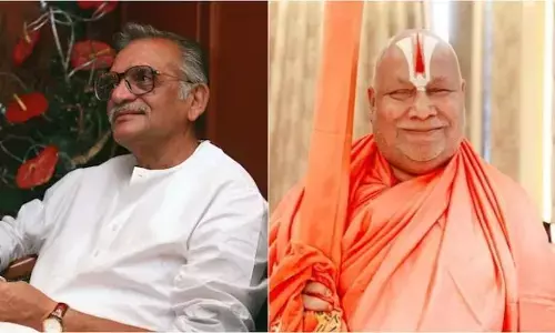 సినీ కవి గుల్జార్, సంస్కృత పండితుడు రామభద్రాచార్యకు జ్ఞానపీఠ్ పురస్కారాలు