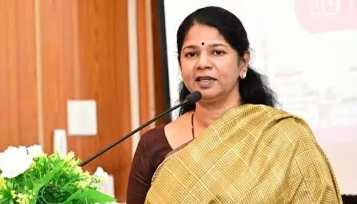 రైల్వే స్టేషన్లలో ఆ భాష వచ్చే వారిని నియమించండి: డీఎంకే రైల్వే స్టేషన్లలో ఆ భాష వచ్చే వారిని నియమించండి: డీఎంకే