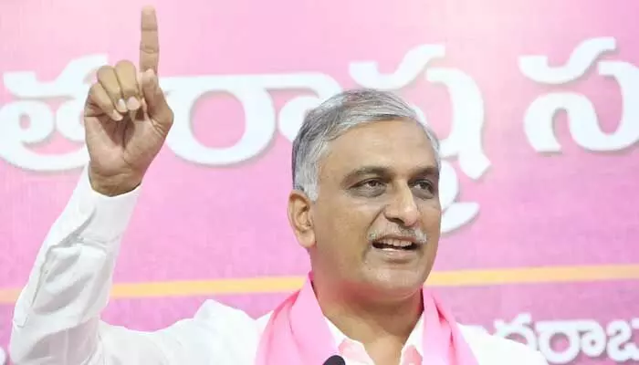 హరీష్ రావును ఎదుర్కొనే దమ్ము కాంగ్రెస్ మంత్రుల్లో లేదు.. BRS నేత కీలక వ్యాఖ్యలు హరీష్ రావును ఎదుర్కొనే దమ్ము కాంగ్రెస్ మంత్రుల్లో లేదు.. BRS నేత కీలక వ్యాఖ్యలు