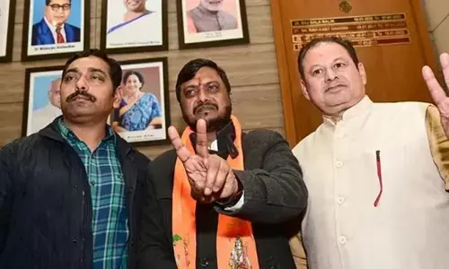 చండీగఢ్ మేయర్ రాజీనామా: సుప్రీంకోర్టు విచారణకు ముందే కీలక పరిణామం