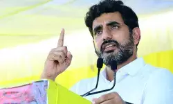 ప్రమాదంలో మృతి చెందిన కార్మికుల కుటుంబాలకు శాశ్వత ఉద్యోగాలు: మంత్రి లోకేశ్ కీలక ప్రకటన ప్రమాదంలో మృతి చెందిన కార్మికుల కుటుంబాలకు శాశ్వత ఉద్యోగాలు: మంత్రి లోకేశ్ కీలక ప్రకటన