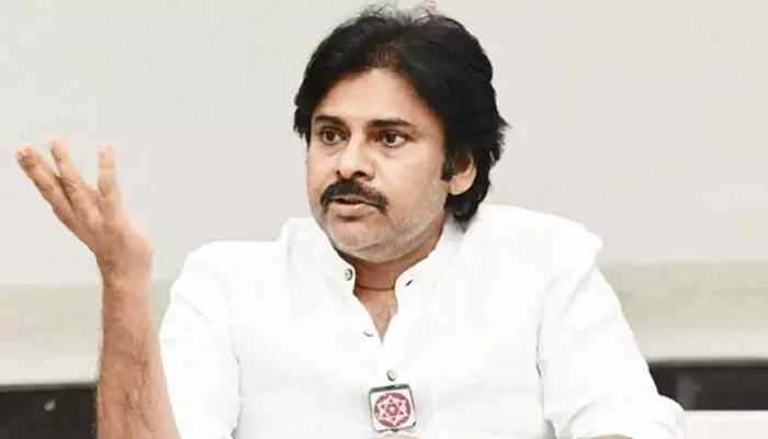 Breaking: ఉద్యోగమా..? ఊడిగమా..?జగనే చెప్పాలి.. పవన్ కళ్యాణ్ Breaking: ఉద్యోగమా..? ఊడిగమా..?జగనే చెప్పాలి.. పవన్ కళ్యాణ్