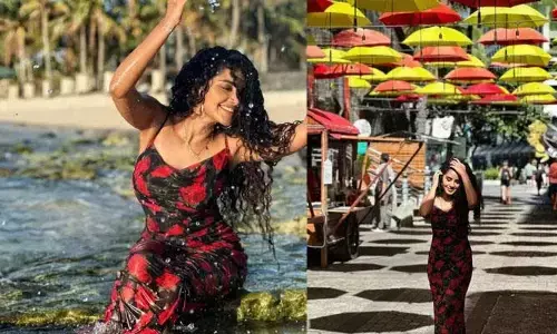 తడి తడి అందాలతో కవ్విస్తున్న అనుపమ.. ఆ హోయలు చూడతరమా..