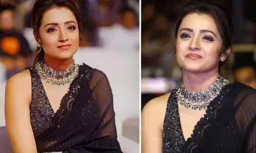 మాజీ ఎమ్మెల్యేకు నటి త్రిష లీగల్ నోటీసులు