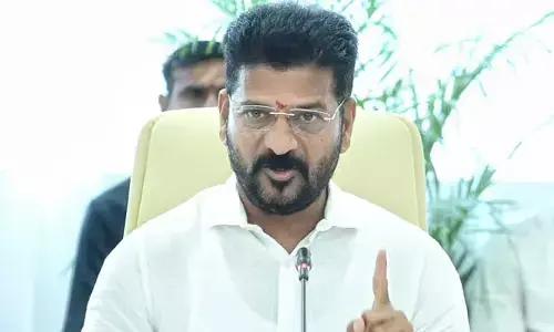 ఇక రాష్ట్రంలో కరెంట్ పోకూడదు.. అధికారులకు CM రేవంత్ వార్నింగ్