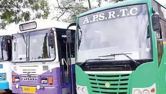 ఏపీలో ఫ్రీ బస్సు జర్నీ .. వారికి మాత్రమే..! ఏపీలో ఫ్రీ బస్సు జర్నీ .. వారికి మాత్రమే..!