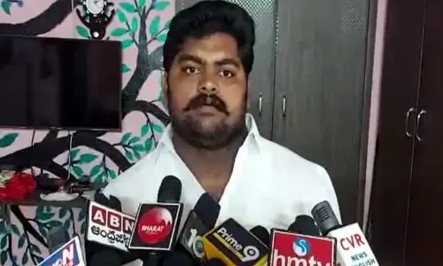 అవినాశ్ రెడ్డి ఇంటి పక్కనే ఉంటున్నా.. దేనికైనా సిద్ధమే.. దస్తగిరి సంచలన వ్యాఖ్యలు