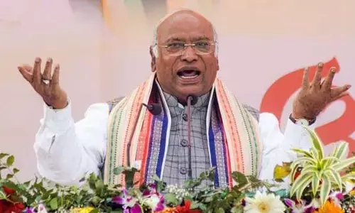 అమేథీ, రాయ్‌బరేలీ అభ్యర్థుల ప్రకటన ఎప్పుడో చెప్పేసిన ఖర్గే