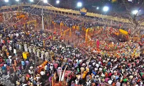 మేడారంలో చివరి ఘట్టం.. పూజల అనంతరం సమ్మక్క, సారలమ్మ  వెళ్లేది అక్కడికే!