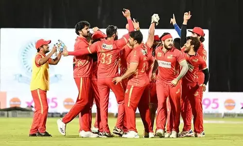 సెలబ్రిటీ క్రికెట్ లీగ్‌లో తెలుగు వారియర్స్ తొలి విజయం