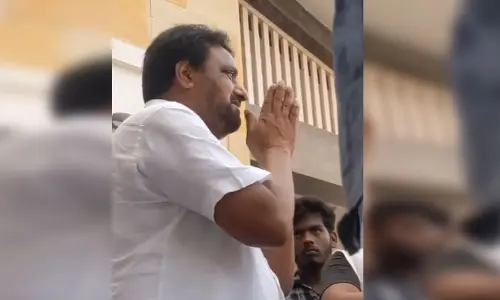నన్ను క్షమించండి.. ఆయన నన్ను నమ్మలేదు