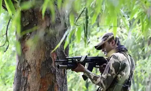 ఎన్‌కౌంటర్‌లో ముగ్గురు మావోయిస్టులు మృతి