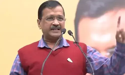 నోబెల్ బహుమతి నాకే ఇవ్వాలి: ఢిల్లీ సీఎం కేజ్రీవాల్